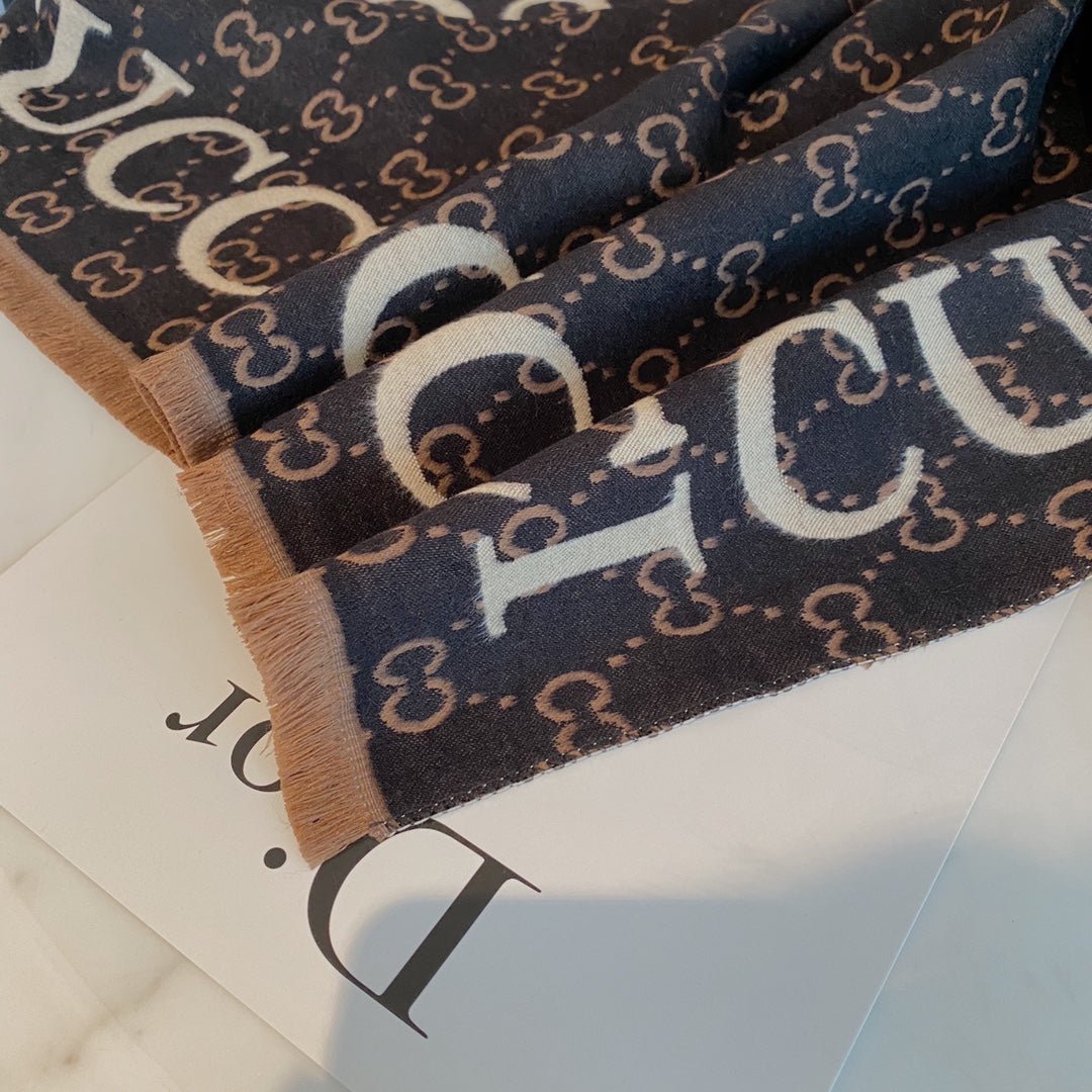 Gucci Silk scarf - Rachellebags