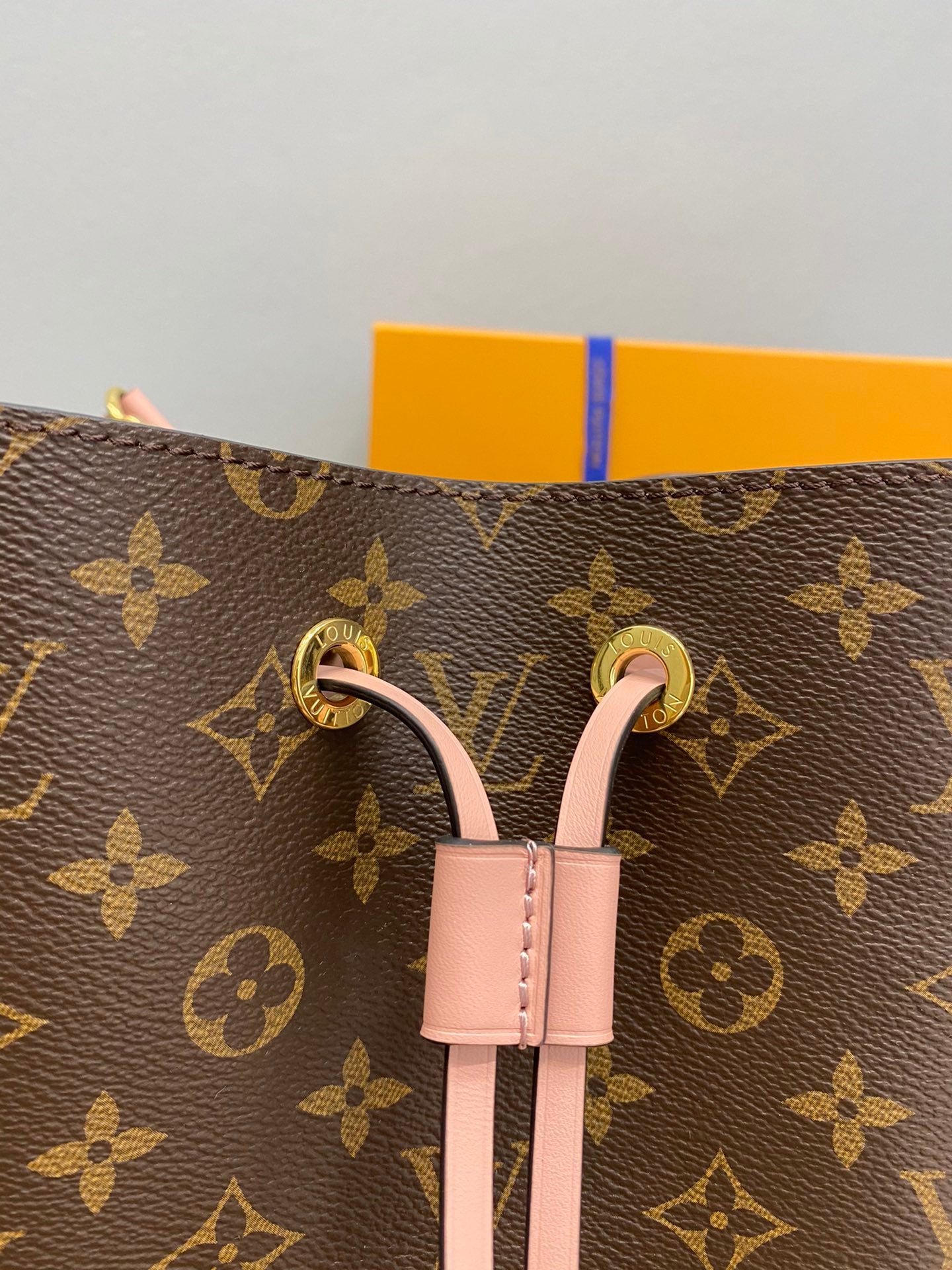 LOUIS VUITTON NEONOE PINK - Rachellebags