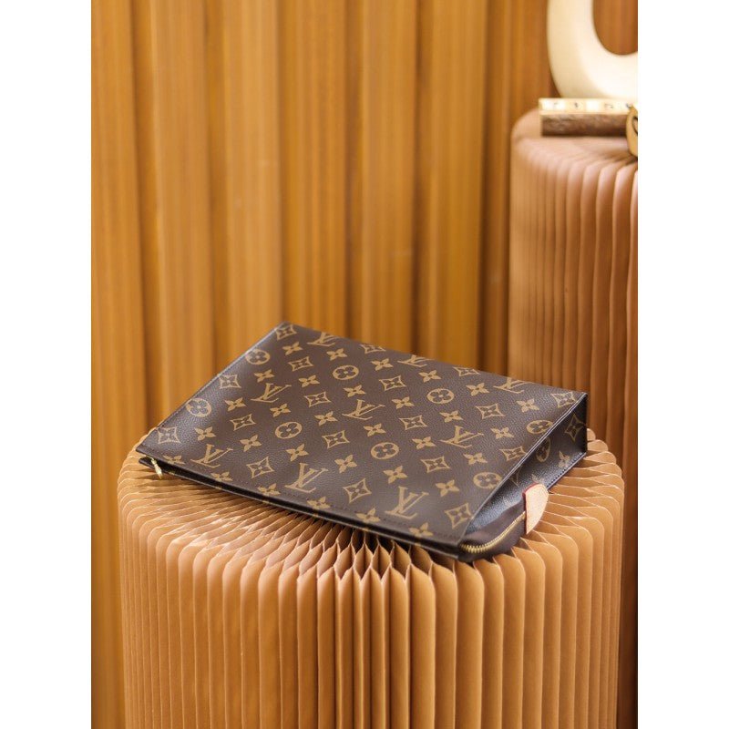 Louis Vuitton ➋➏ toiletry bag - Rachellebags