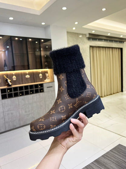 LV ANKLE BOOTS - Rachellebags