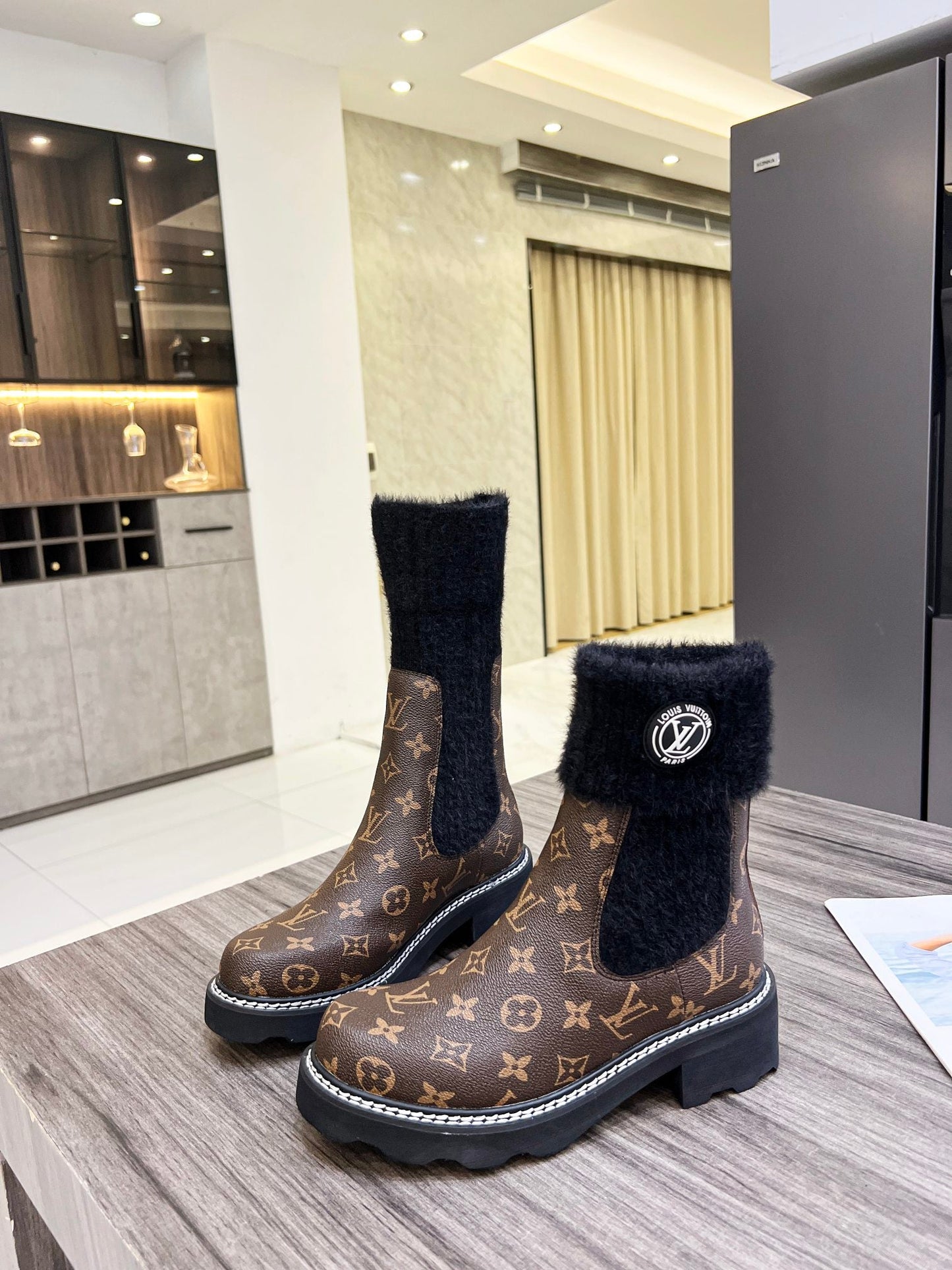 LV ANKLE BOOTS - Rachellebags