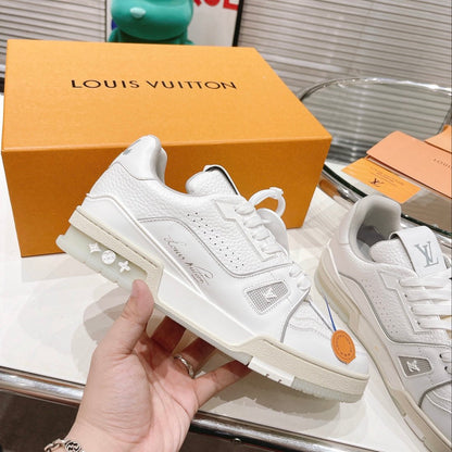 LV SNEAKERS - Rachellebags