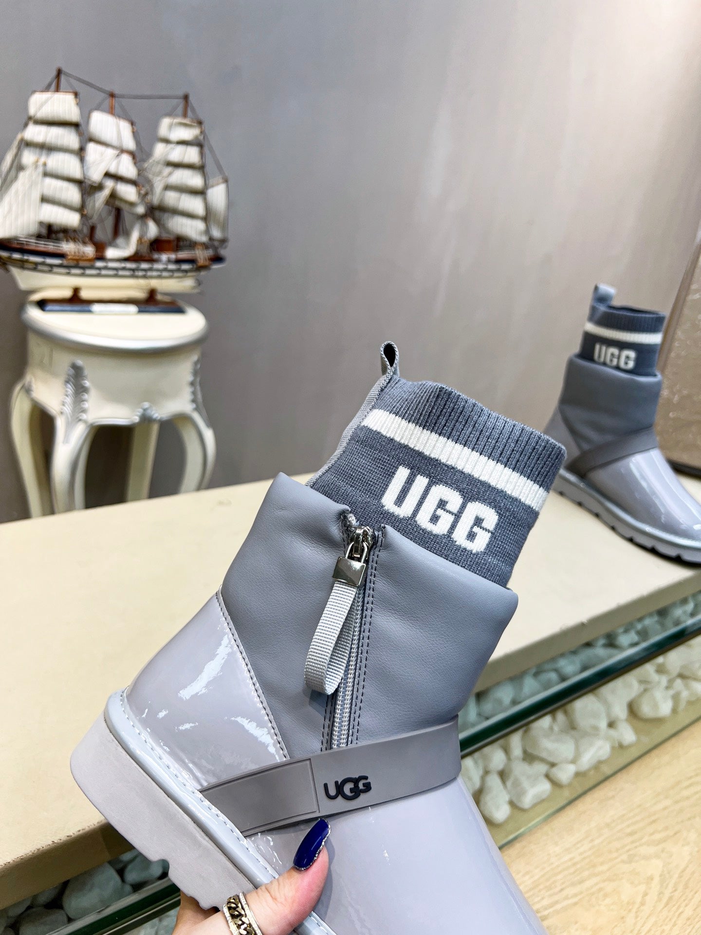 UGG SHOES - Rachellebags