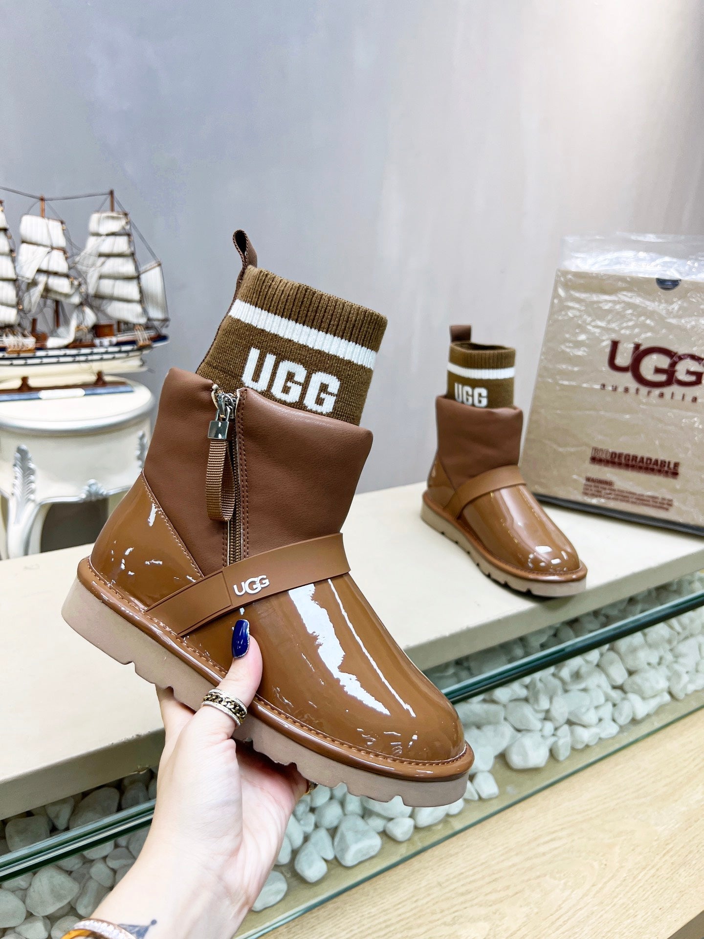 UGG SHOES - Rachellebags