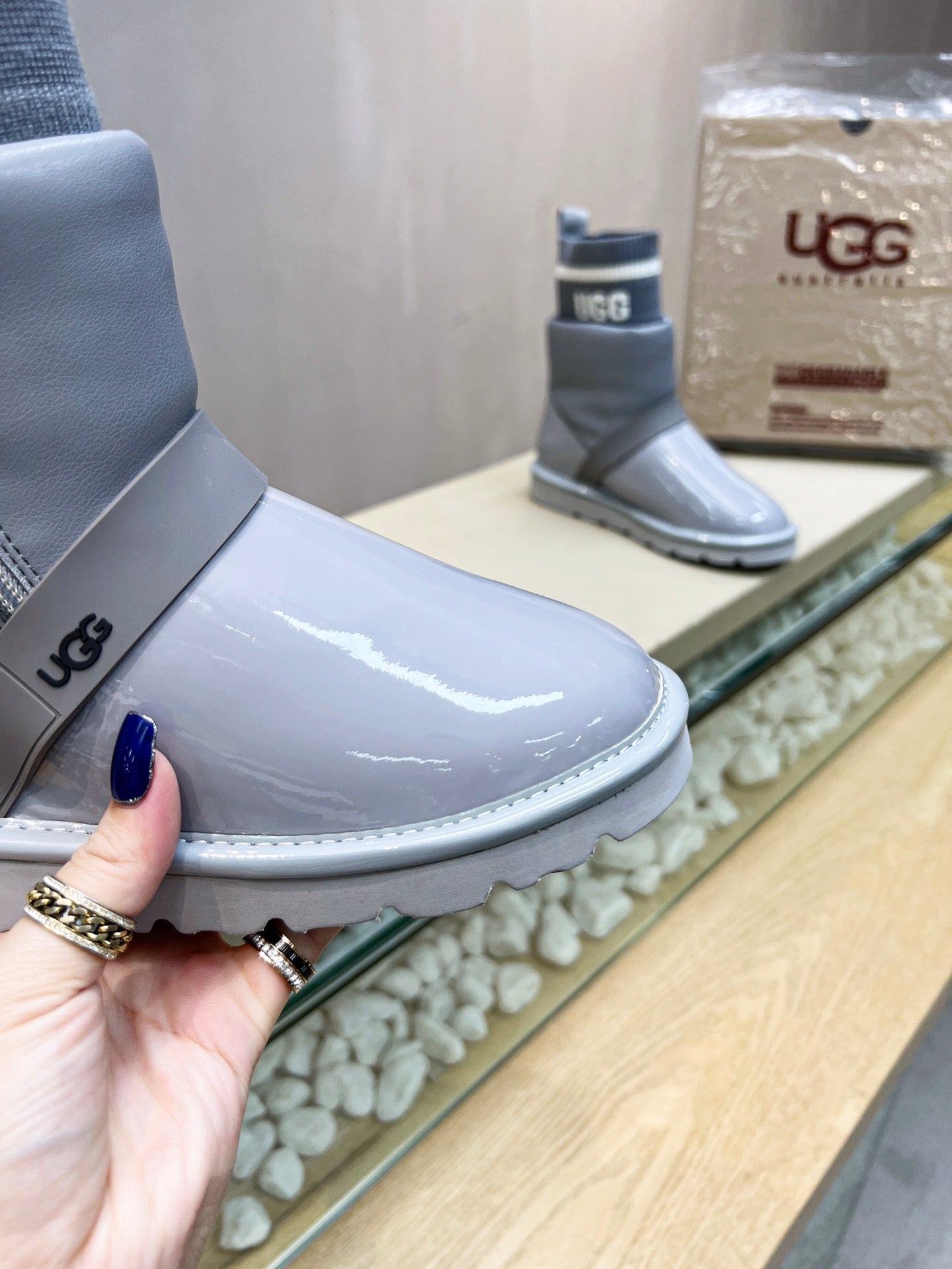 UGG SHOES - Rachellebags