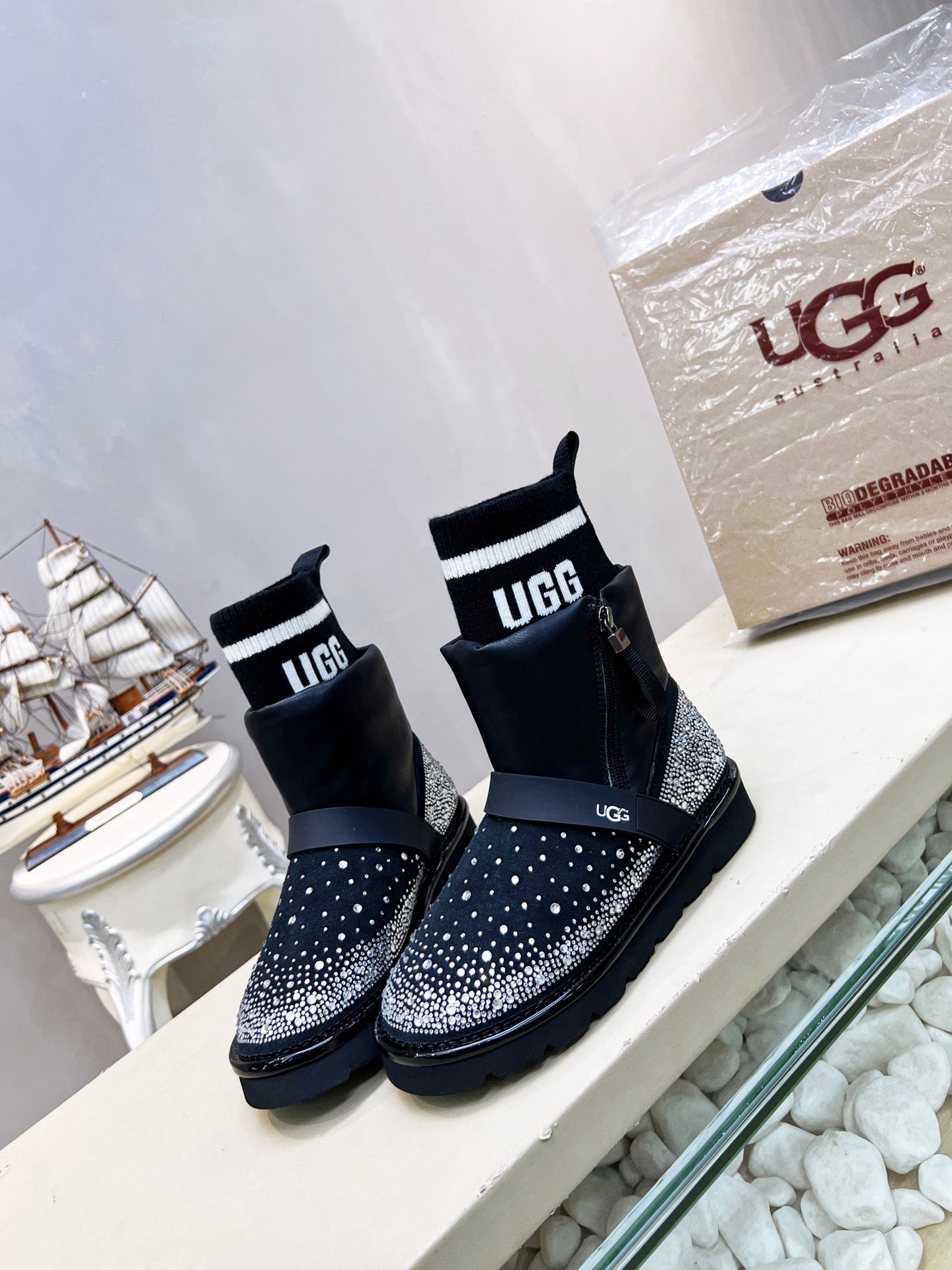 UGG SHOES - Rachellebags