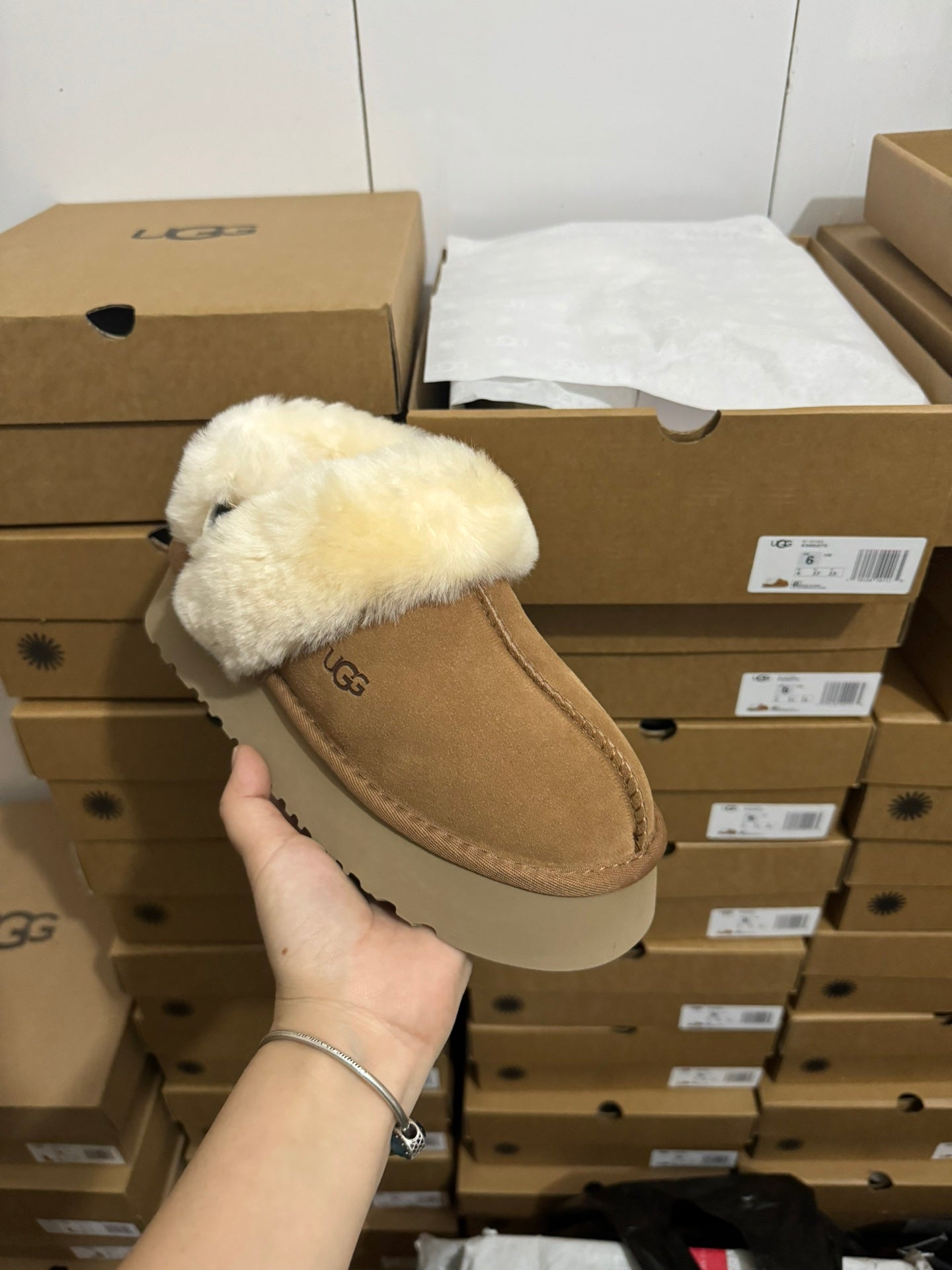 UGG SHOES - Rachellebags