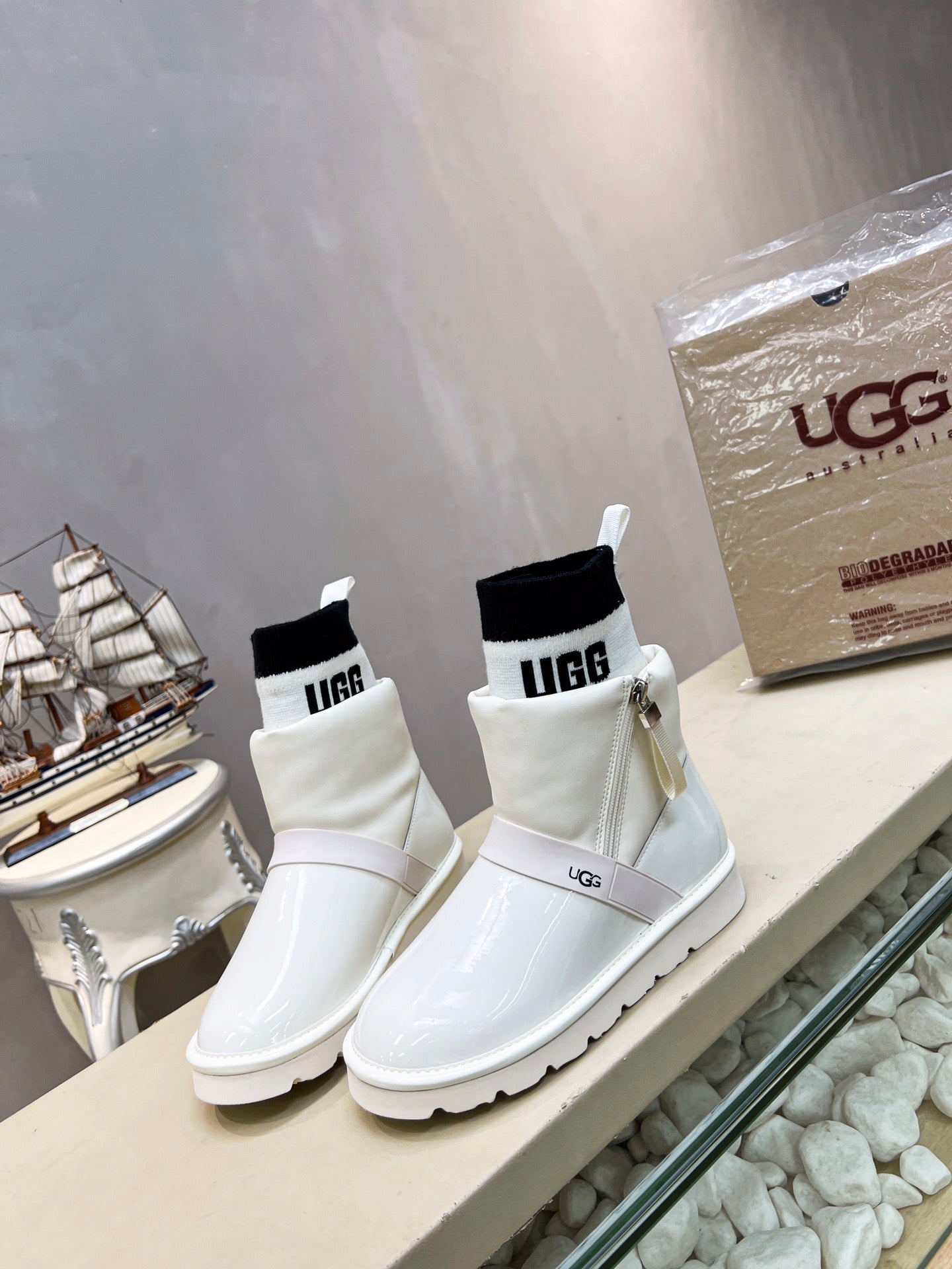 UGG SHOES - Rachellebags