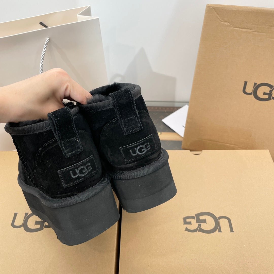 UGG SHOES - Rachellebags