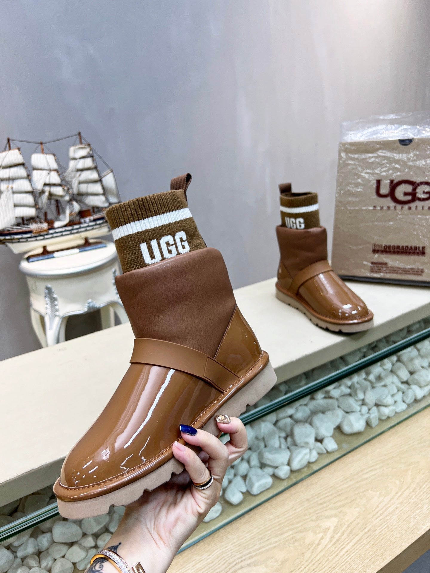 UGG SHOES - Rachellebags