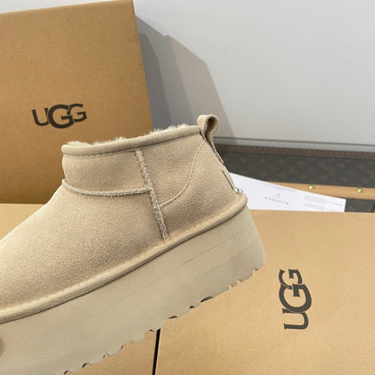 UGG SHOES - Rachellebags